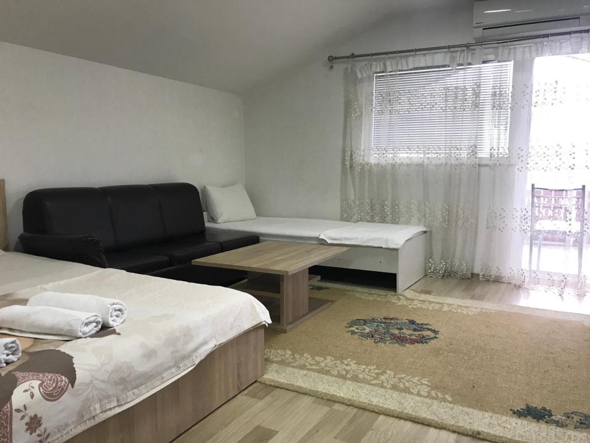 Venecia Plaza Struga Ξενοδοχείο Εξωτερικό φωτογραφία