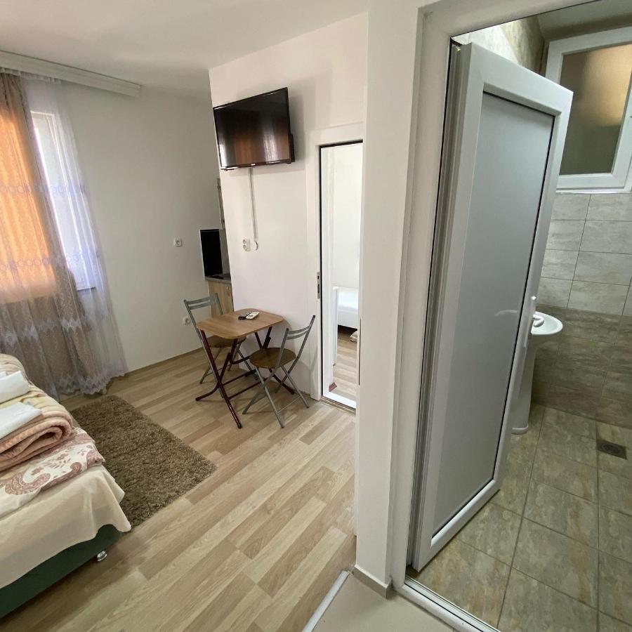 Venecia Plaza Struga Ξενοδοχείο Εξωτερικό φωτογραφία