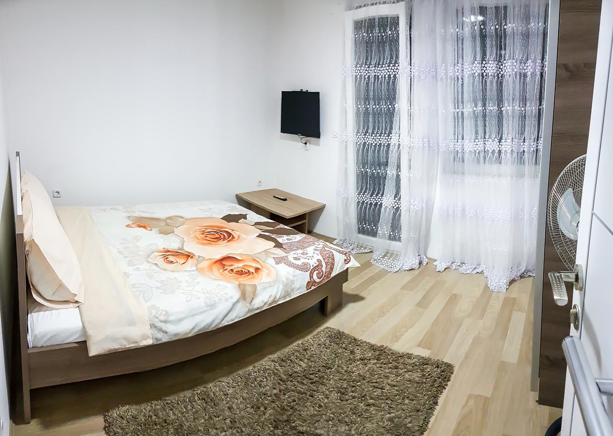 Venecia Plaza Struga Ξενοδοχείο Εξωτερικό φωτογραφία