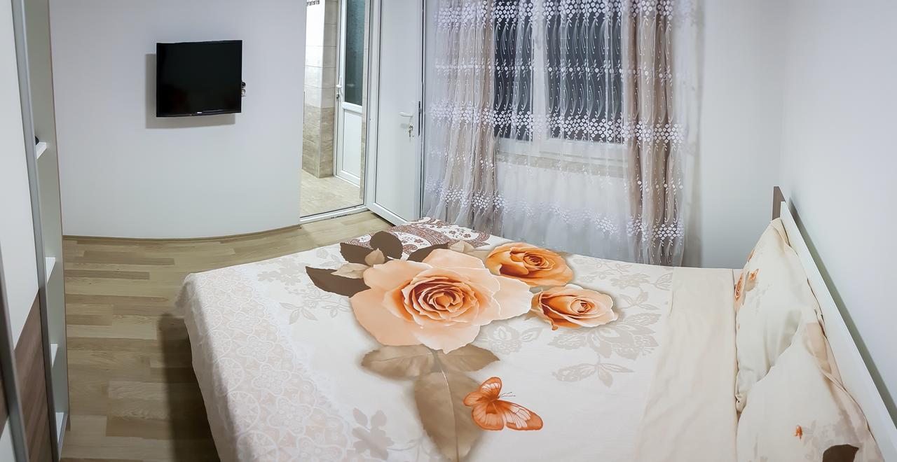 Venecia Plaza Struga Ξενοδοχείο Εξωτερικό φωτογραφία